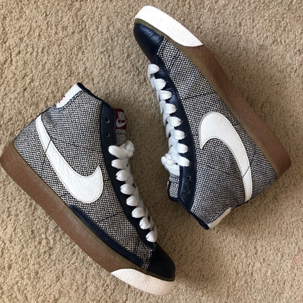 Nike Blazer Mid Premium sz 7.5W (Obsidian/Gum)